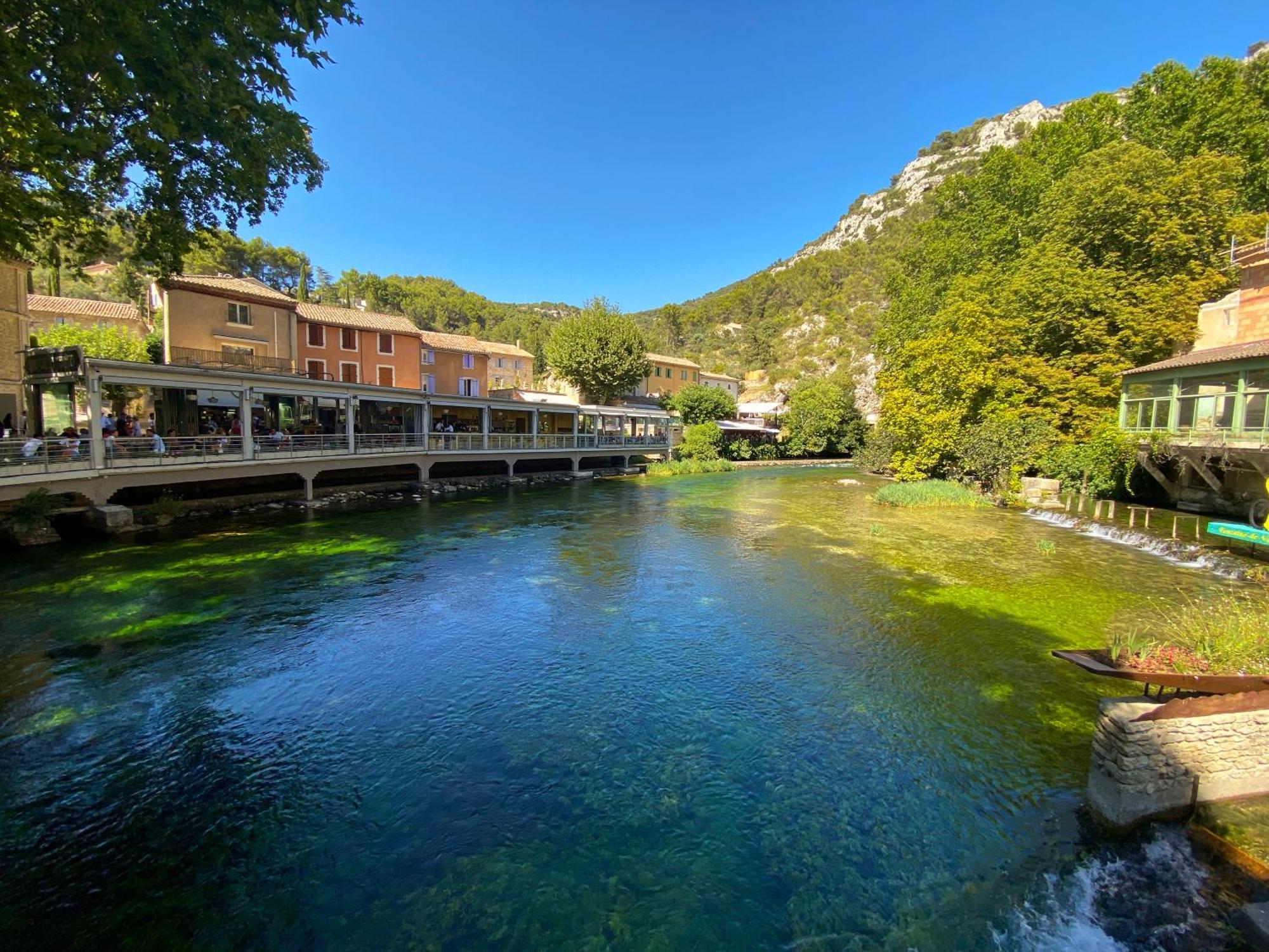 Loca-Moulins Villa Saze  ภายนอก รูปภาพ